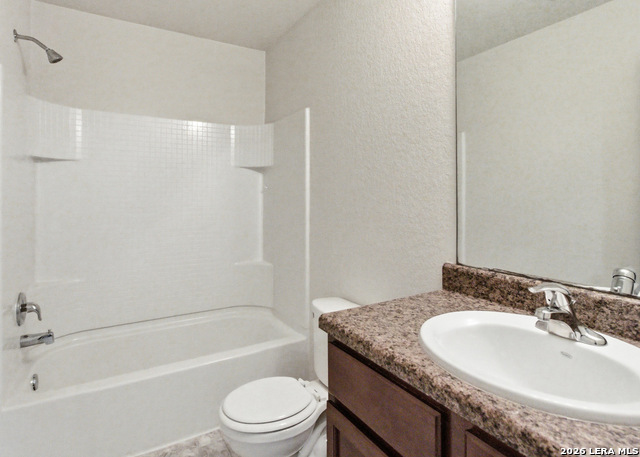 Image 20 of 27 For 6230 Lake Victoria St