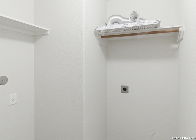 Image 23 of 27 For 6230 Lake Victoria St