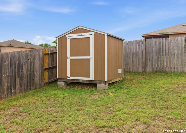 Image 26 of 27 For 6230 Lake Victoria St