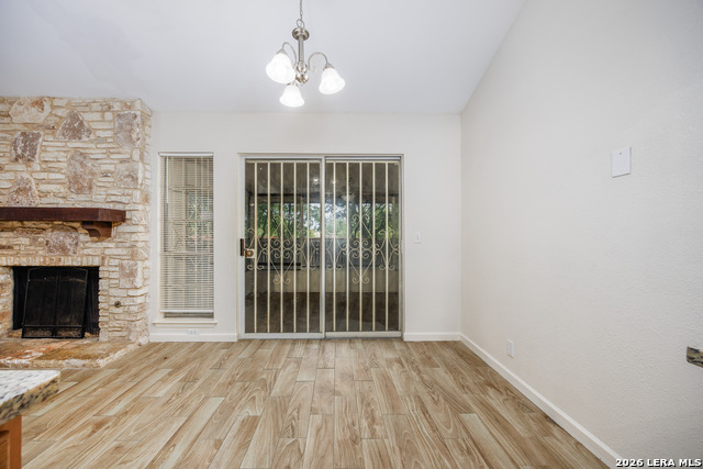 Listing photo id 9 for 602 Sawtooth Dr