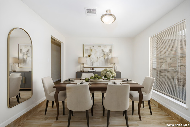 Listing photo id 3 for 602 Sawtooth Dr