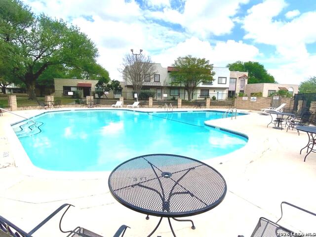 Image 19 of 23 For 6810 Crown Rdg