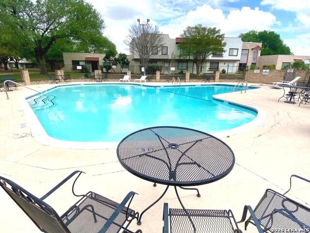 Image 20 of 23 For 6810 Crown Rdg