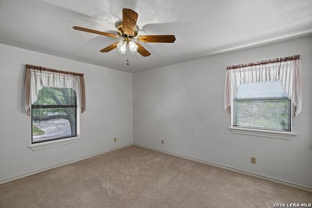 Image 23 of 38 For 15715 Eagle Cliff St