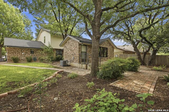 Image 28 of 38 For 15715 Eagle Cliff St