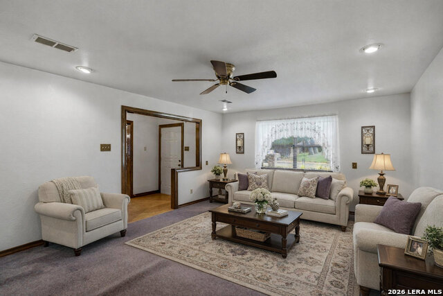 Image 5 of 38 For 15715 Eagle Cliff St