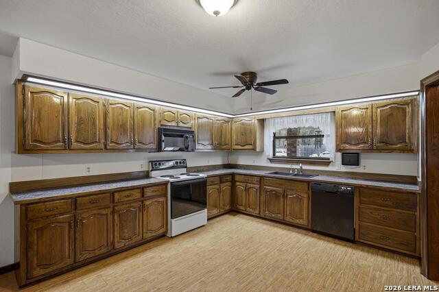 Image 7 of 38 For 15715 Eagle Cliff St