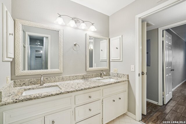 Image 27 of 46 For 6106 Vance Jackson Rd  42