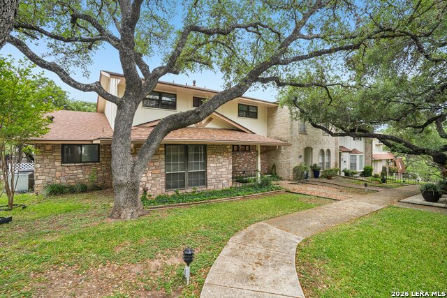 Image 3 of 46 For 6106 Vance Jackson Rd  42