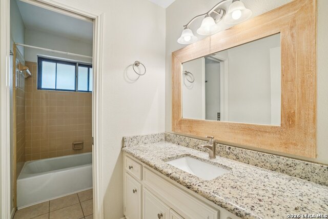 Image 32 of 46 For 6106 Vance Jackson Rd  42