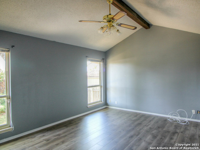 Image 17 of 27 For 14119 Moss Farm St