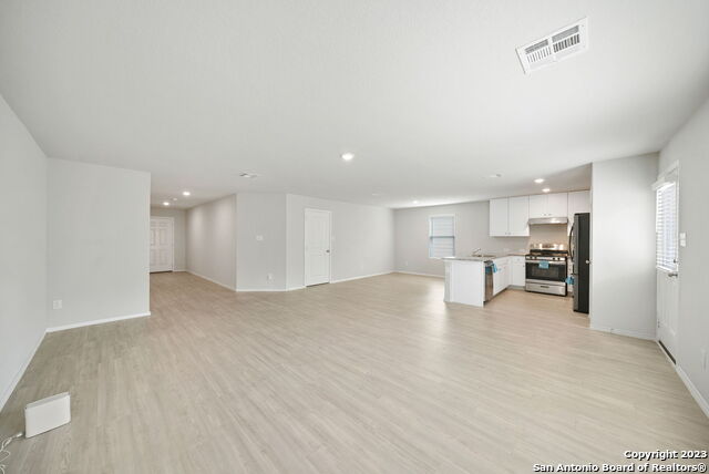 Image 10 of 34 For 10135 Braun Cloud