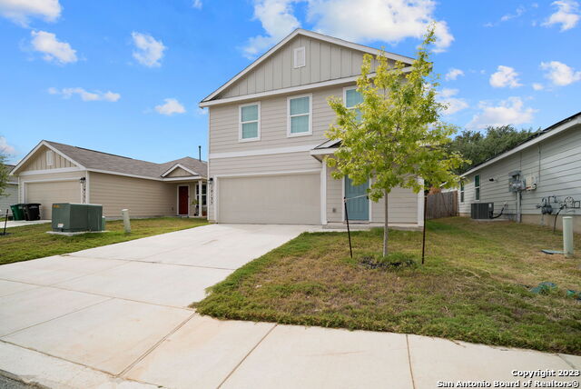 Image 2 of 34 For 10135 Braun Cloud