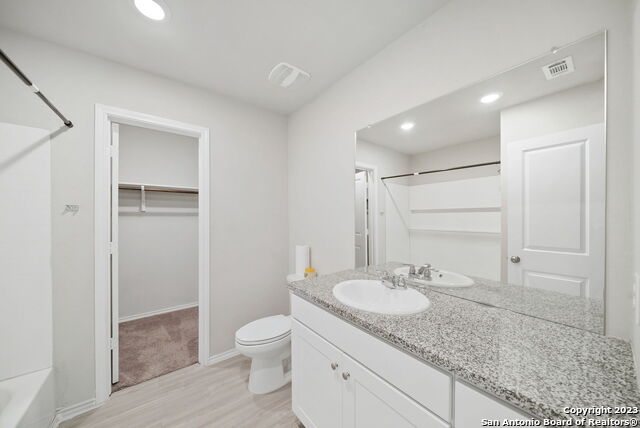 Image 21 of 34 For 10135 Braun Cloud