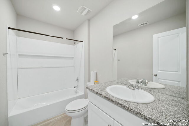 Image 26 of 34 For 10135 Braun Cloud