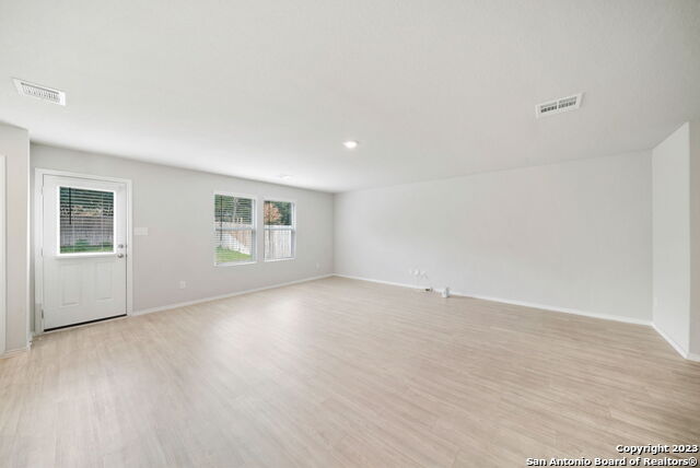 Image 8 of 34 For 10135 Braun Cloud