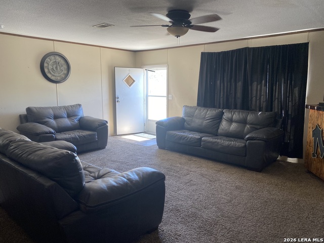 Details for 305 Runge E, Karnes City, TX 78118