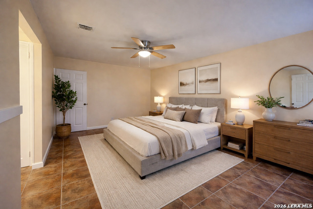 Image 13 of 25 For 838 Saddlebrook Dr