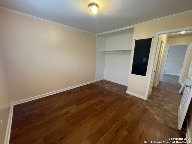 Image 21 of 25 For 838 Saddlebrook Dr