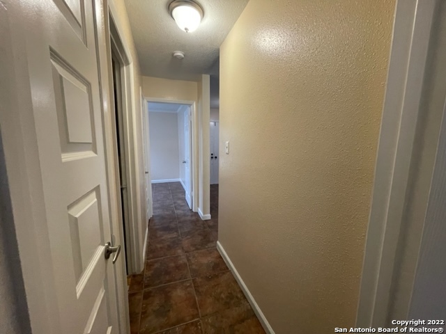 Image 22 of 25 For 838 Saddlebrook Dr