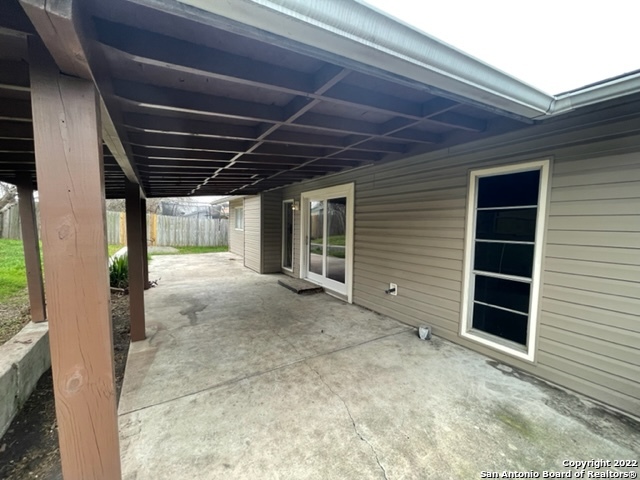 Image 24 of 25 For 838 Saddlebrook Dr