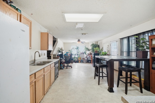 Image 13 of 25 For 11419 Layback Crk