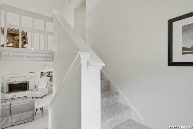 Image 21 of 32 For 16314 Rough Oak