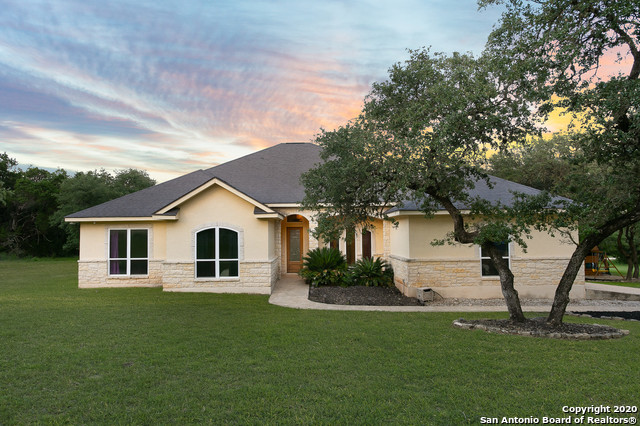 Details for 26807 Interstate 10 W  3, Boerne, TX 78006