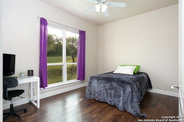 Image 19 of 26 For 26807 Interstate 10 W  3