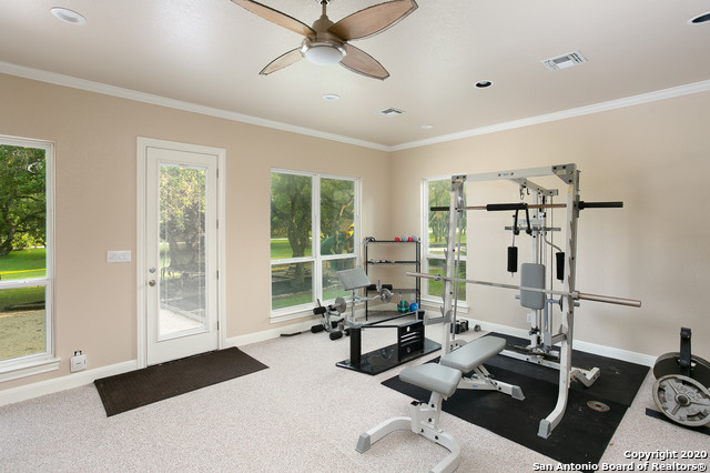 Image 21 of 26 For 26807 Interstate 10 W  3