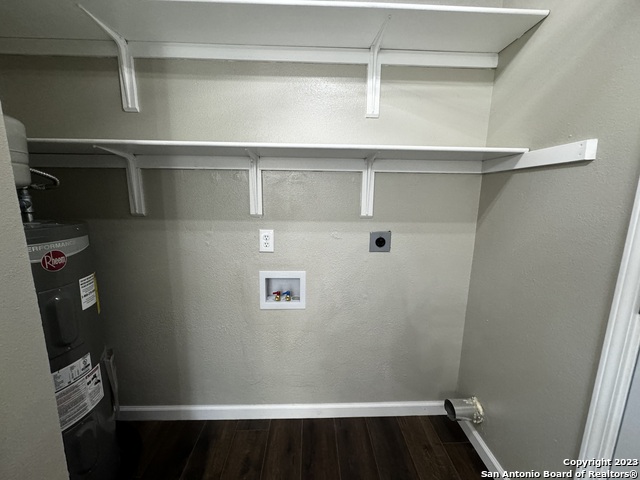 Image 11 of 29 For 15435 Belen St