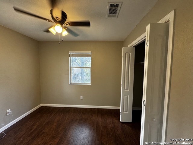 Image 15 of 29 For 15435 Belen St