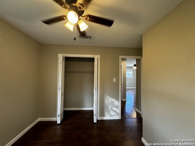 Image 16 of 29 For 15435 Belen St