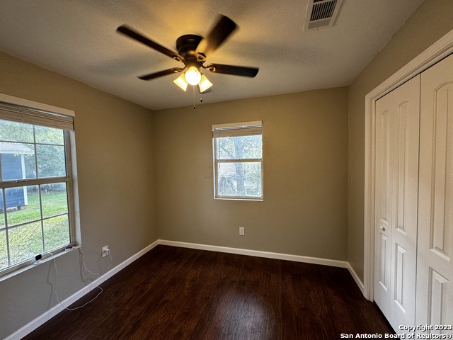 Image 18 of 29 For 15435 Belen St