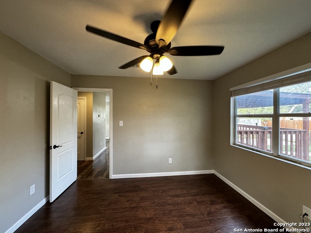 Image 22 of 29 For 15435 Belen St