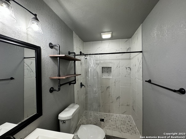 Image 23 of 29 For 15435 Belen St