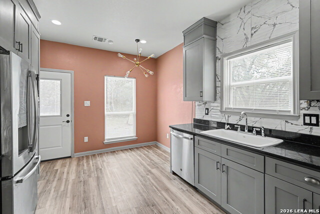 Image 9 of 20 For 2071 Hornsby