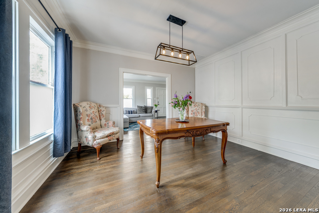 Image 9 of 24 For 206 Claremont