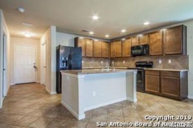 Image 2 of 8 For 8706 Joshua Tree