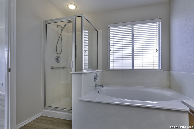 Image 9 of 23 For 233 Willow Way N