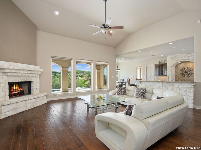 Image 9 of 64 For 14325 Contour Place