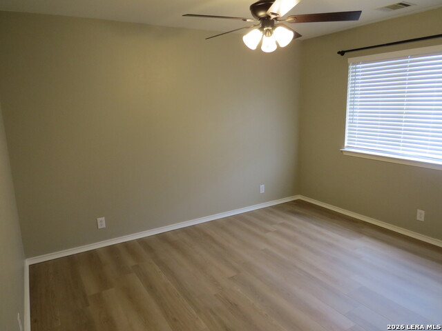 Image 15 of 23 For 128 Happy Trl