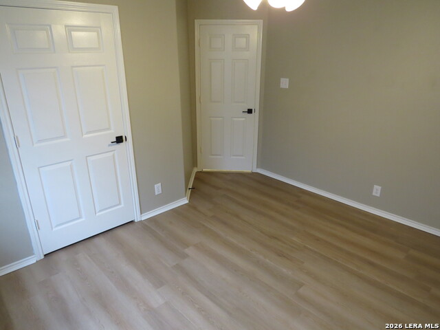 Image 16 of 23 For 128 Happy Trl