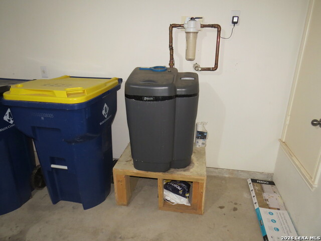 Image 20 of 23 For 128 Happy Trl