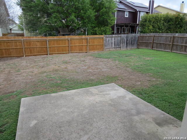 Image 22 of 23 For 128 Happy Trl