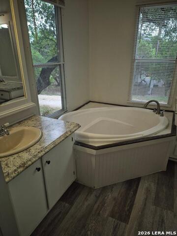 Listing photo id 5 for 1238 Qappuella Dr