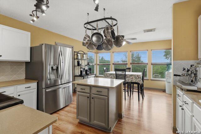 Image 11 of 49 For 17510 Emerald Canyon Dr