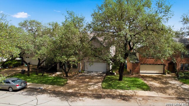 Image 37 of 49 For 17510 Emerald Canyon Dr