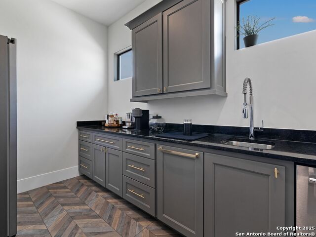 Listing photo id 13 for 4020 Luz Del Faro