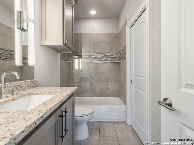 Listing photo id 25 for 4020 Luz Del Faro